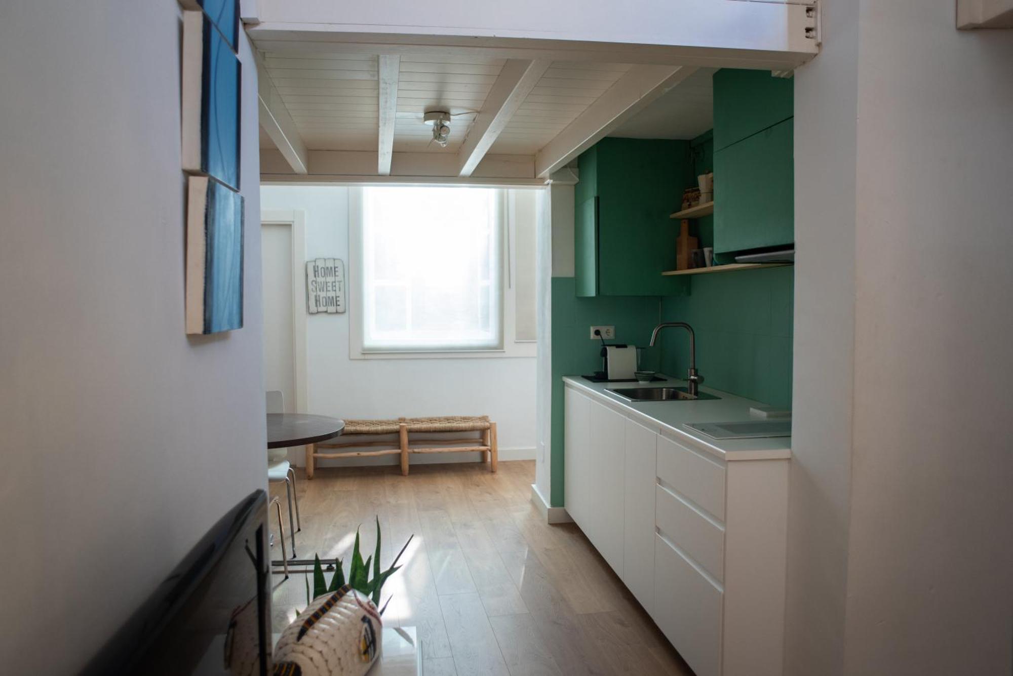 Cozy & Quiet Apartment In The Center مالقة المظهر الخارجي الصورة